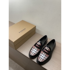 Burberry Leather Shoes